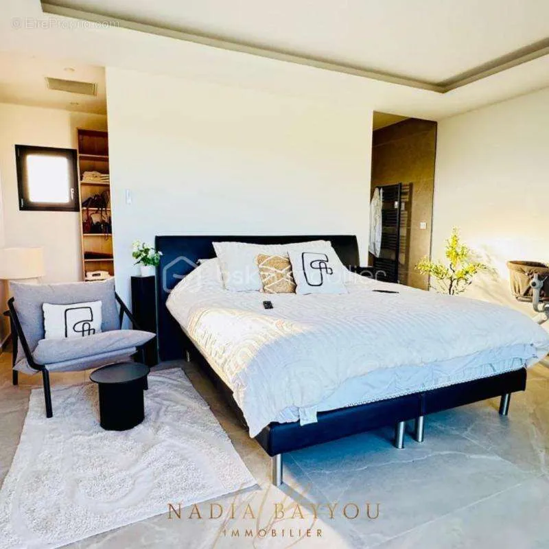 Bedrooms - Contemporary Villa with Panoramic View in Exclusive Setting