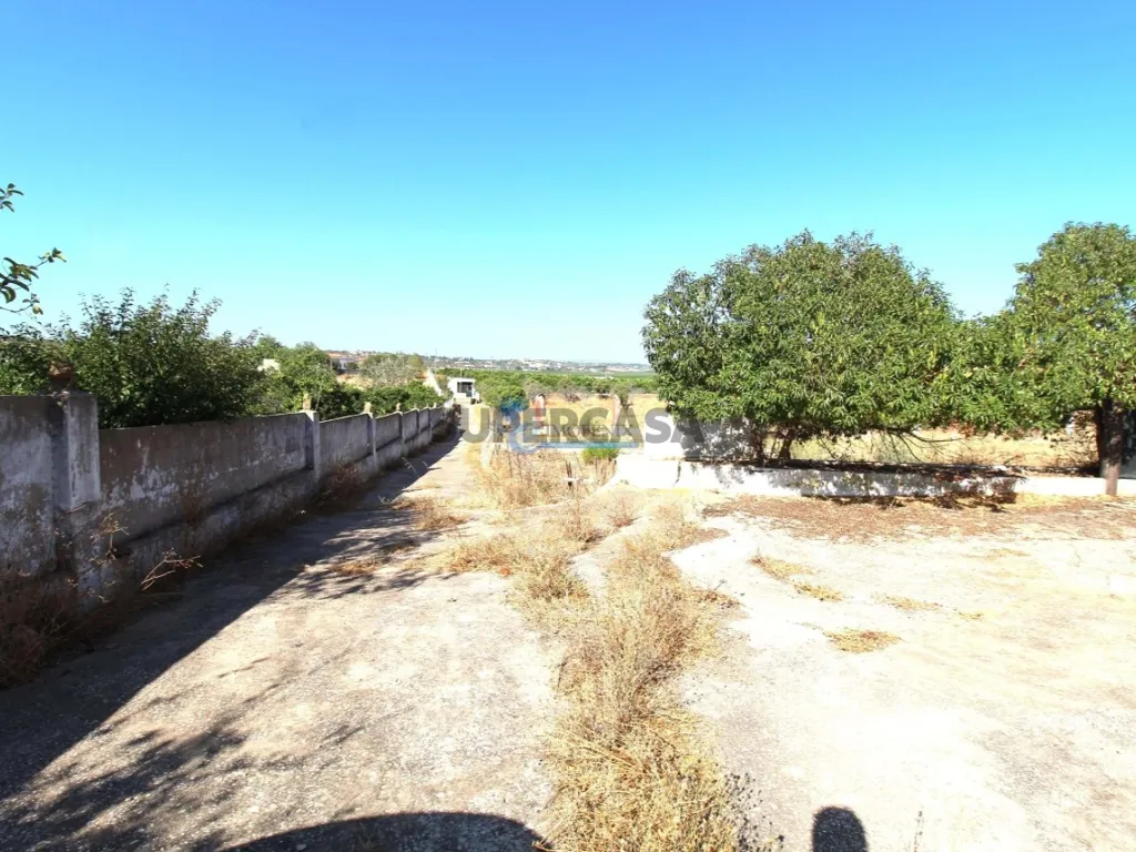 Aed - Algarvian Villa with Golf Course Proximity in Silves