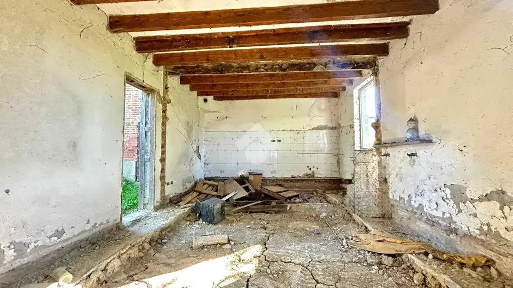 Toad - Semi-Independent Rustic House in Alseno