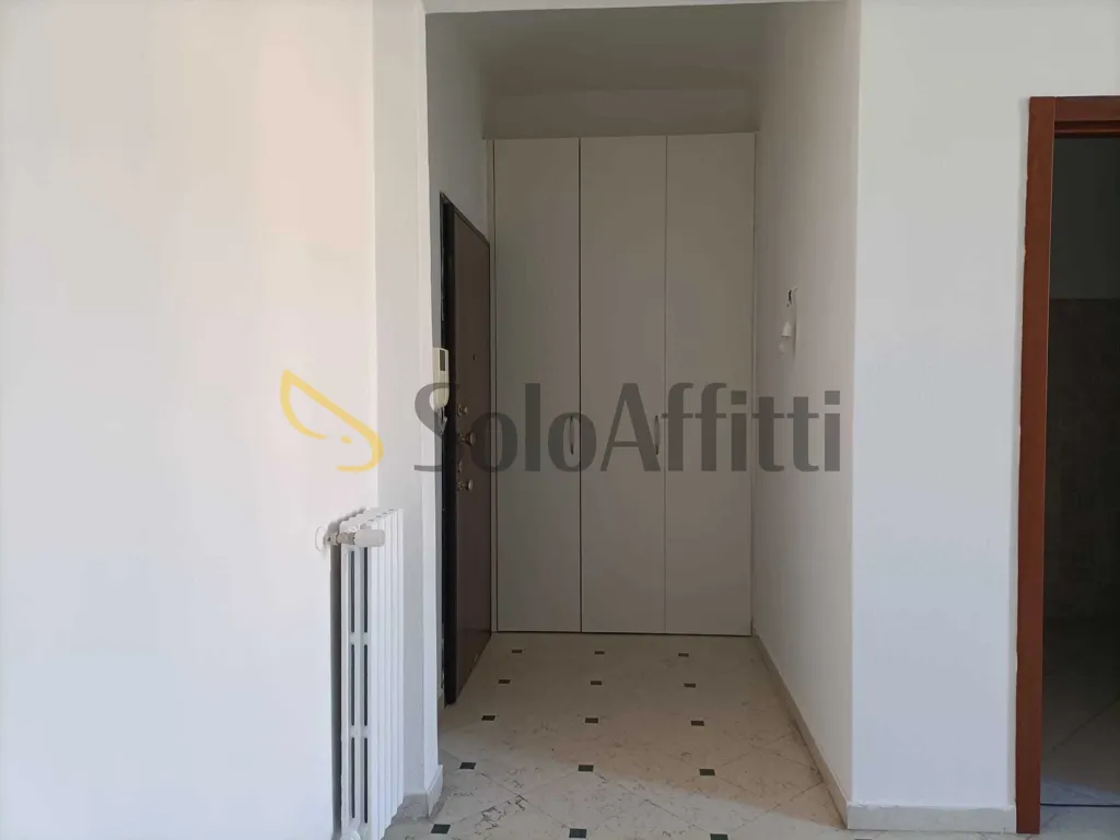 Hallway - Three-Bedroom Flat with Balcony in Central Location
