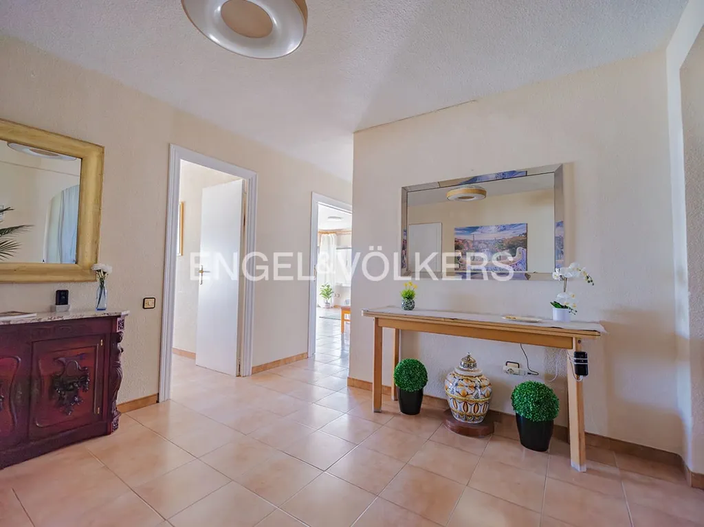 Hallway - Beachfront Apartment with Sea View in El Campello