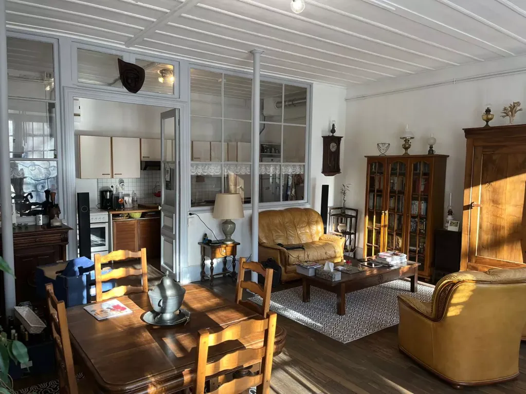 Söögituba - Four-Bedroom House in Blesle