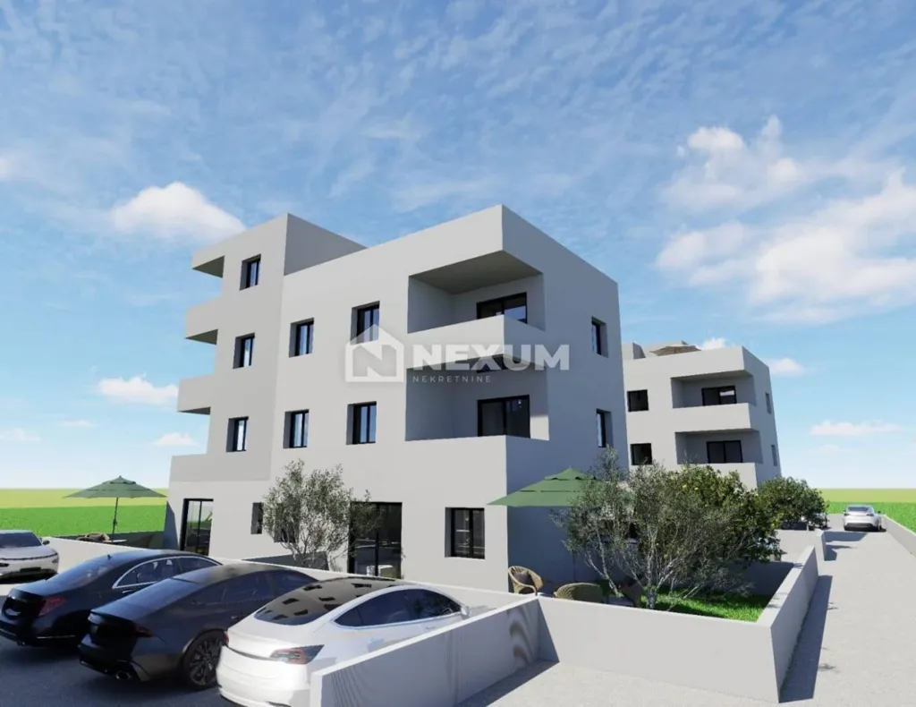 Exterior - Two-Bedroom Apartment with Rooftop Terrace in Trogir