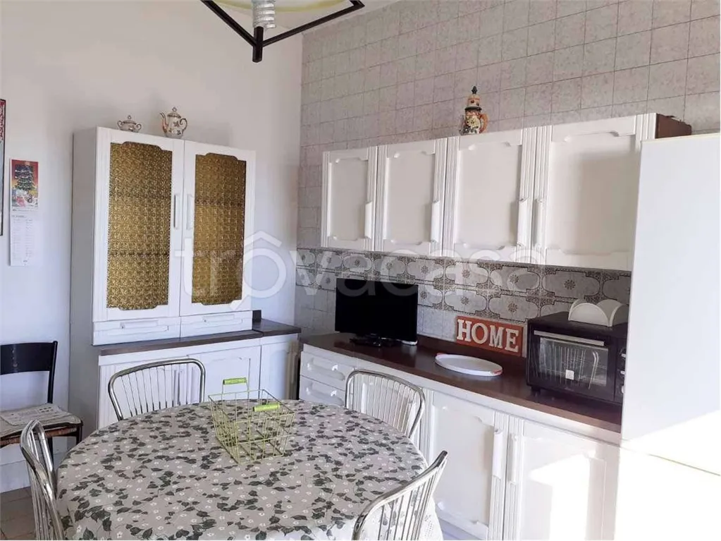 Comedor - Apartment with Sea View in Catanzaro Lido