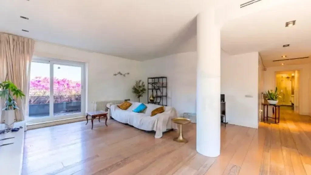 Séjour - Panoramic Penthouse with Large Terrace in Vigna Clara, Rome