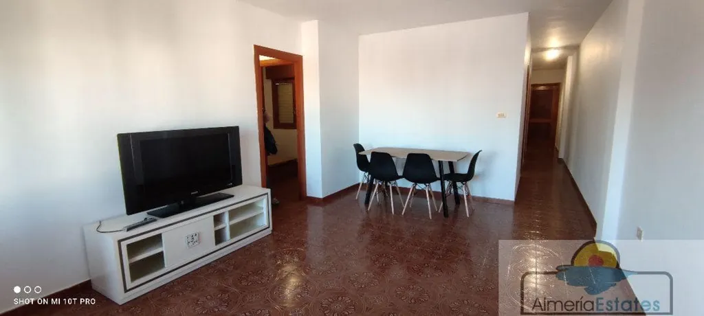 3 magamistoaga korter asukohas Almería