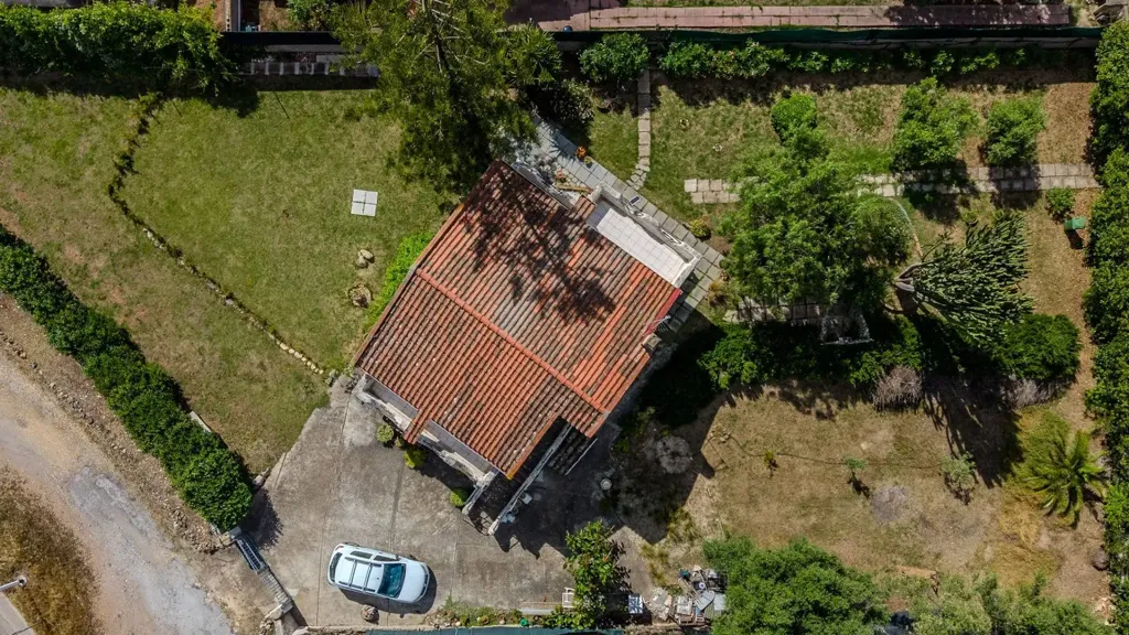 6-room house in IT