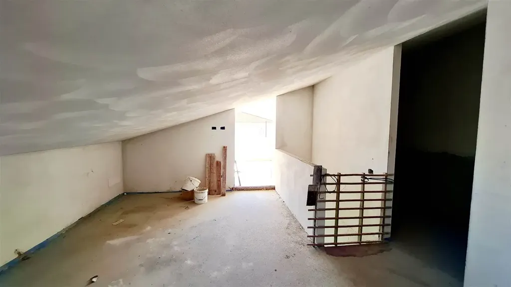 Pièces - Newly Built Attic Apartments with Terraces in Empoli