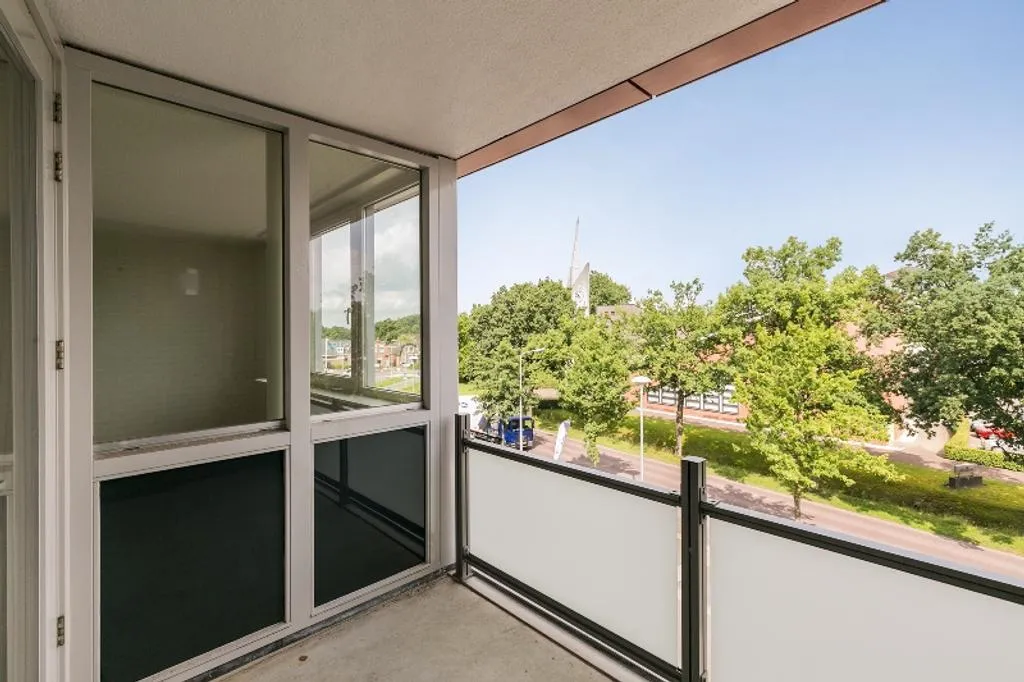 Rõdu - Galerij Flat with Garage in Drachten