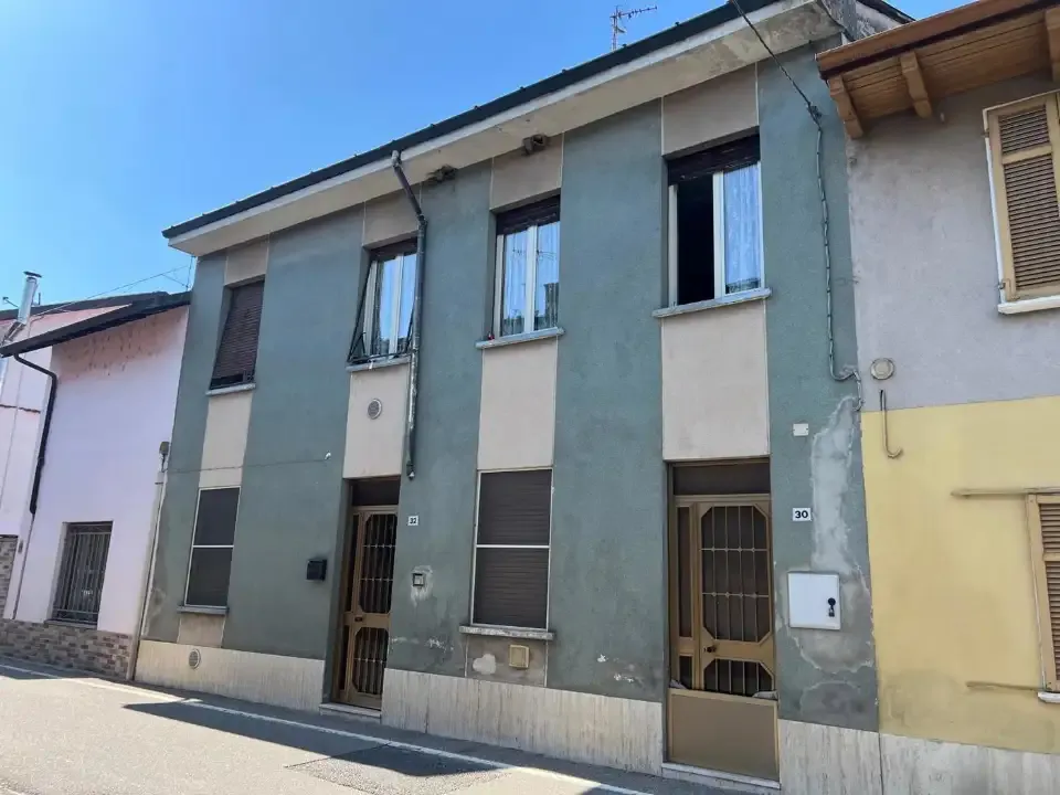 Välivaade - Two-Level House with Balcony in Albonese