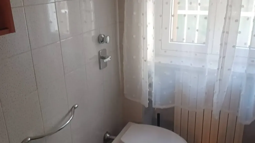 Salles de bain - Modernised Studio with Metro Access in Milan
