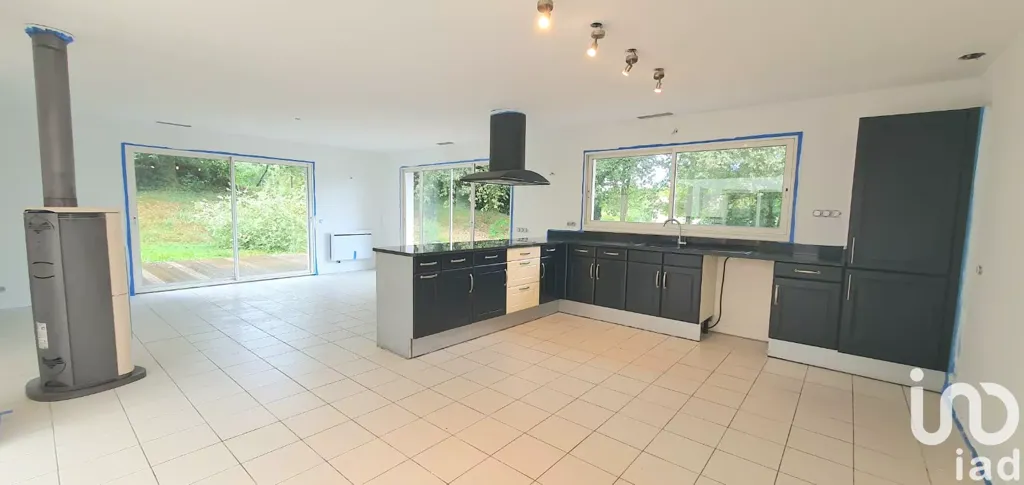 Köök - Modern House with Large Garden in Mios