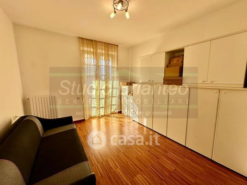 Living Room - Bifamiliar Villa with Garden in Verano Brianza