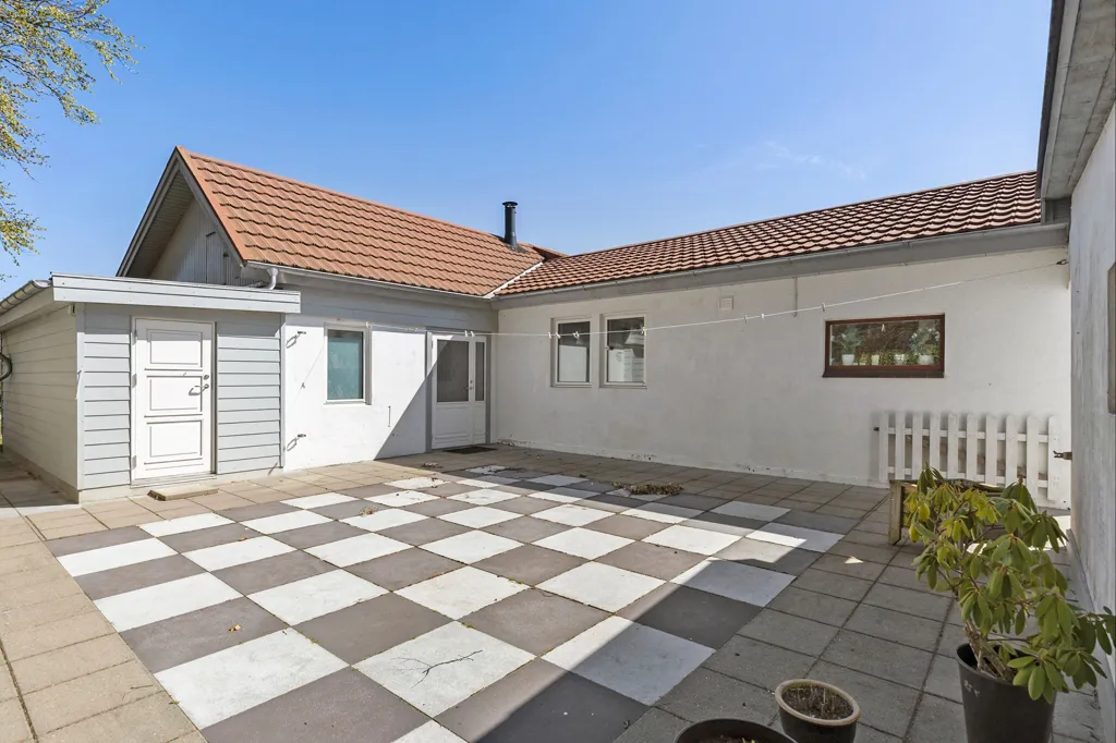 Terrass - Updated Villa with Sea View in Sæby