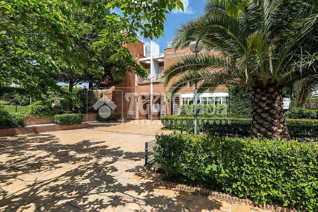 Välivaade - Modernised Apartment with Garage in Las Rozas