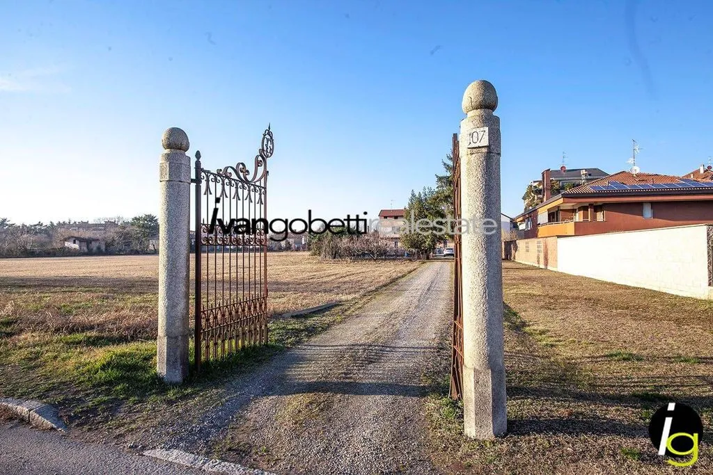 Välivaade - Rustic Farmhouse with Views in Busto Arsizio