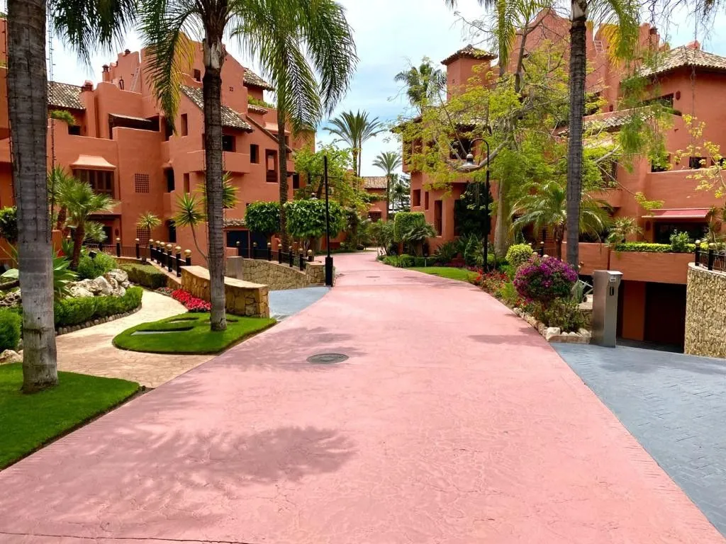 Välivaade - Ground Floor Beachfront Flat in Estepona