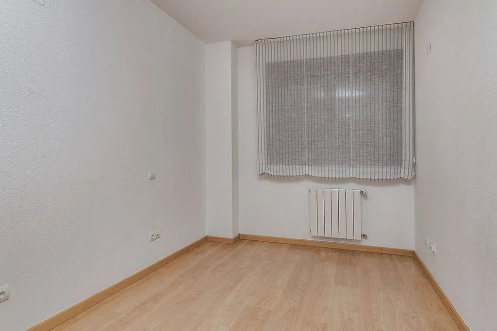 Toad - Apartment with Pool in Pinto, Madrid