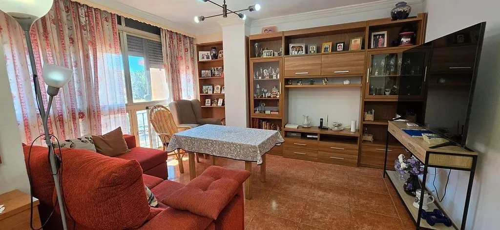 Elutuba - Bright Apartment with Garage in Parque del Sur
