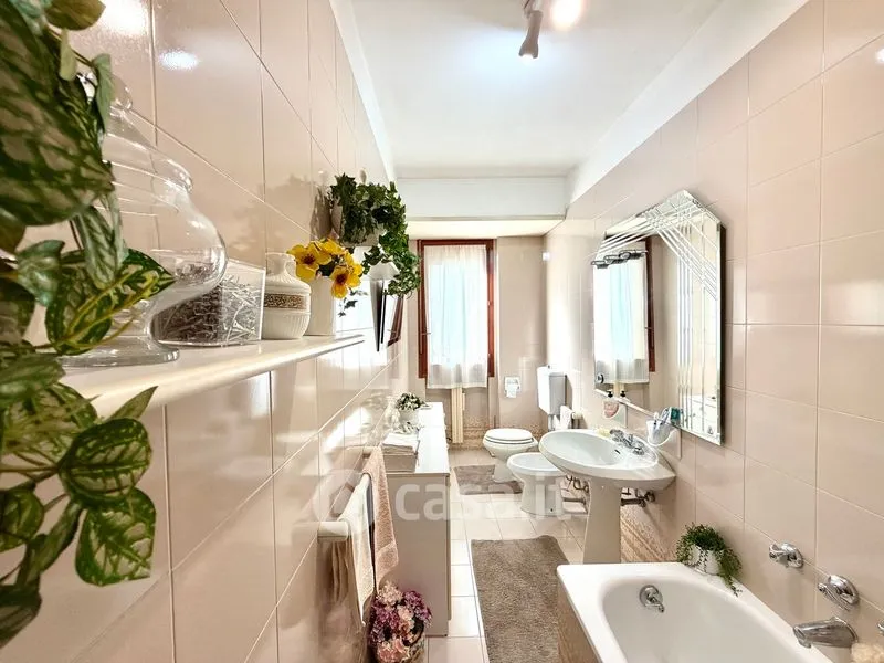 Salles de bain - Five-Bedroom Apartment with Terrace in Florence