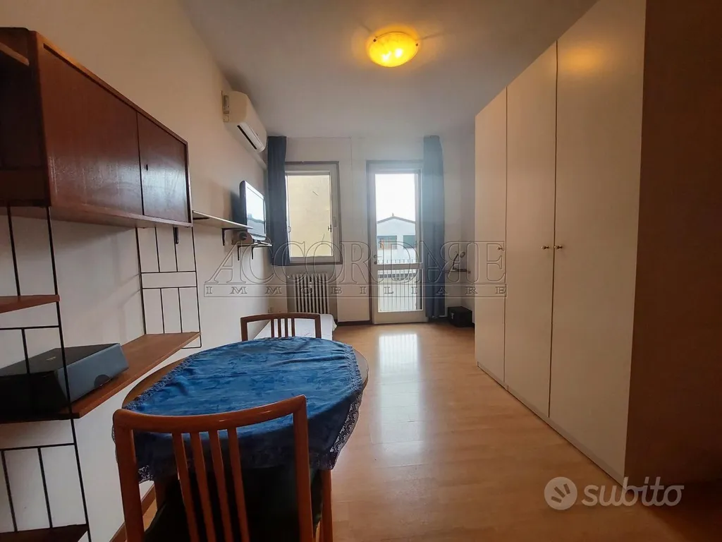 Appartement 1 pièces à IT