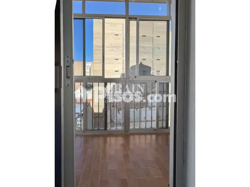 Balcony - Apartment with Balcony in Albacete Centre