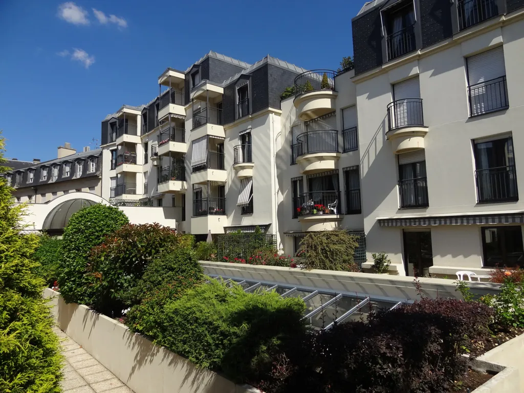 Jardin - Studio en Résidence Seniors à Saint-Germain-en-Laye
