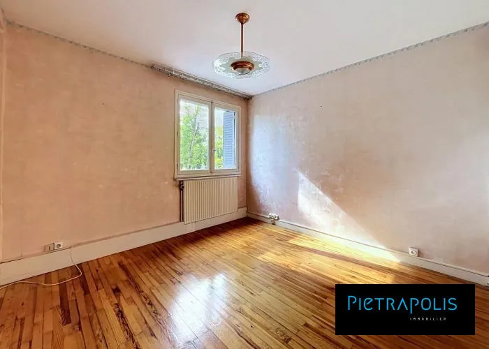 Pièces - Appartement T3 avec Vue sur Parc à Oullins