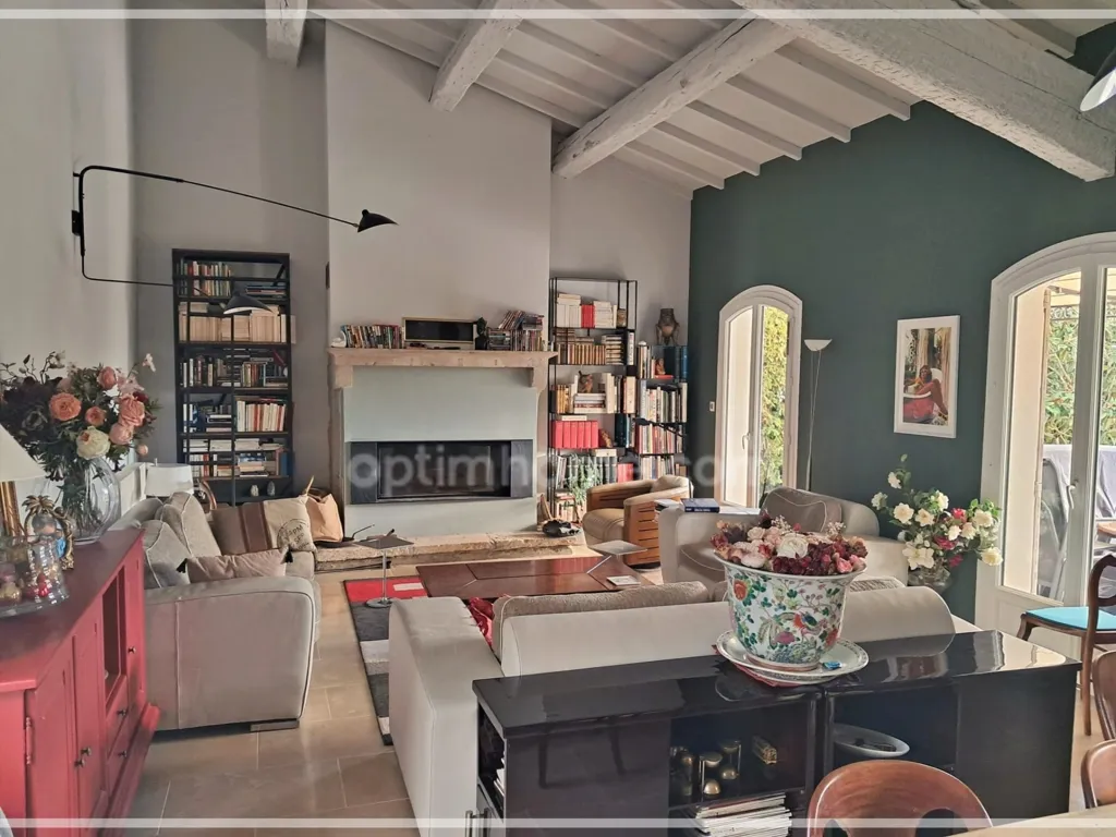 Séjour - Maison avec Piscine et Bureau à Montélimar