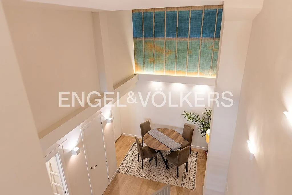 Salle à manger - Contemporary Duplex with Balcony in Ciudad Jardín