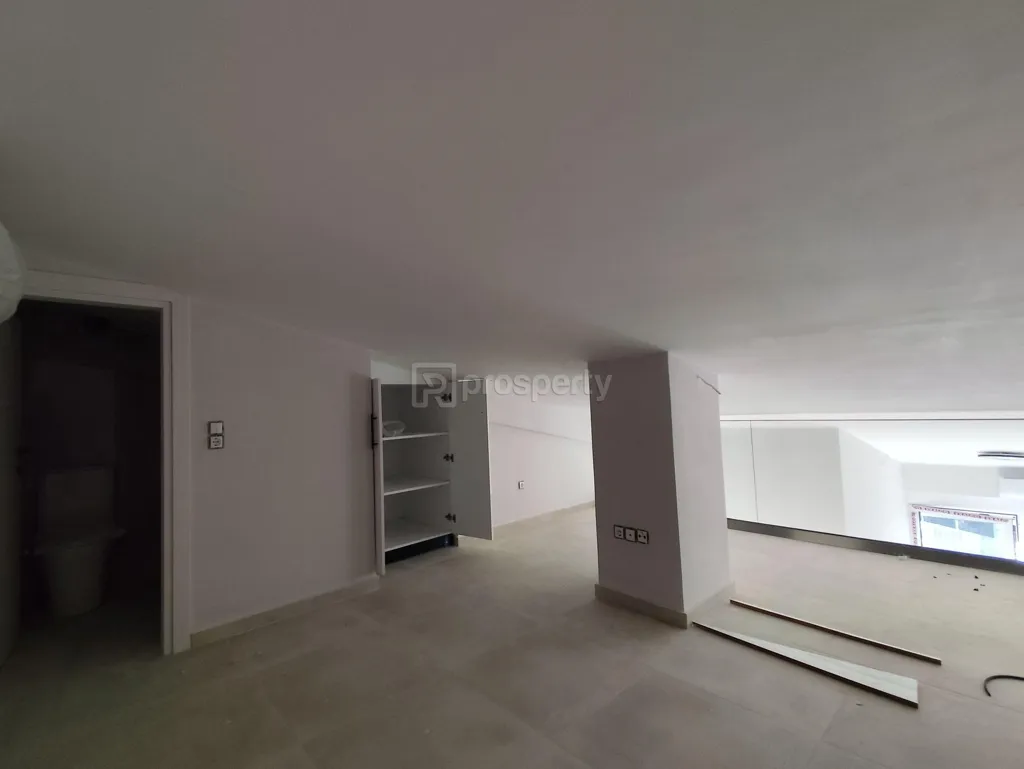 Elutuba - Modern Loft with Balcony in Patra City Centre