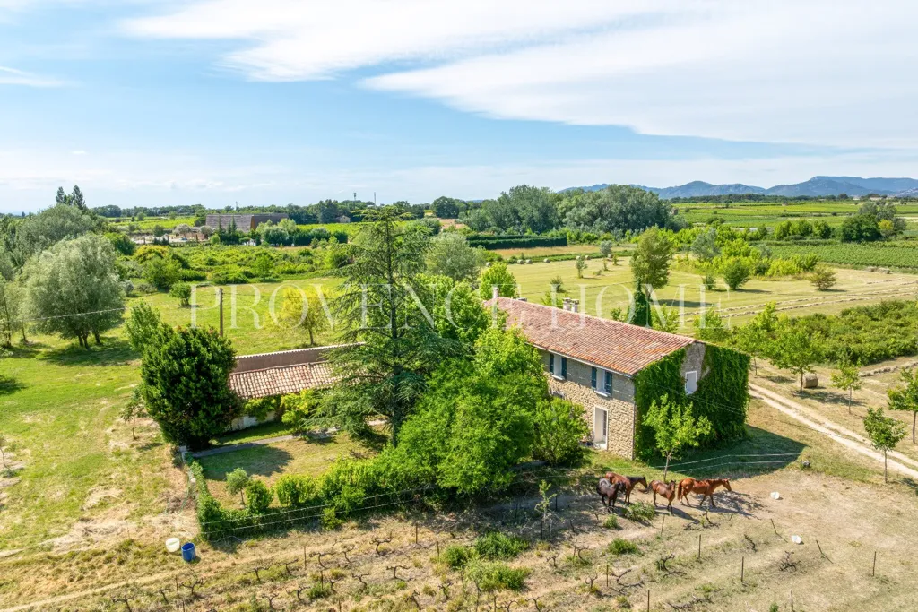 Õhuvaade - Rustic Mas with Pool in Provence