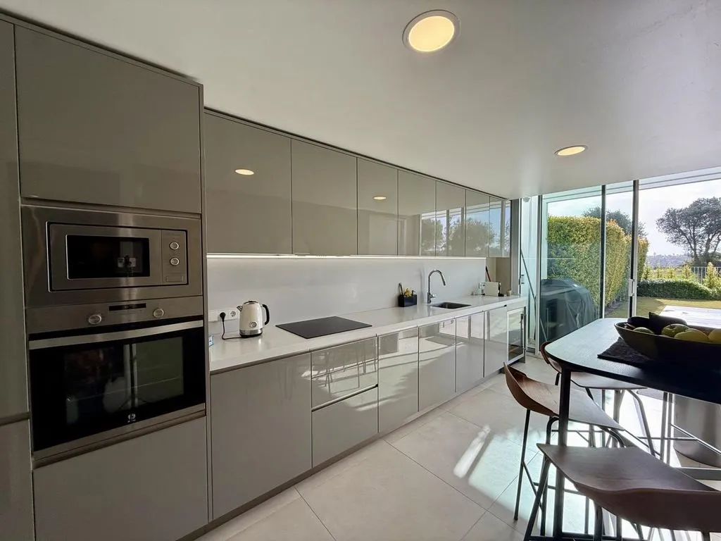 Köök - Golf Villa with Sea Views in Sotogrande