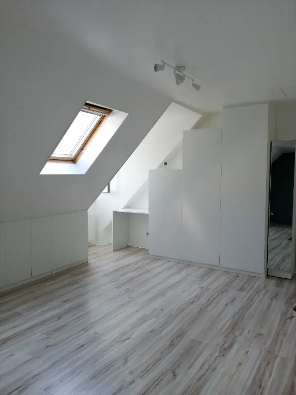 Rooms - Studio with Parking in Meaux