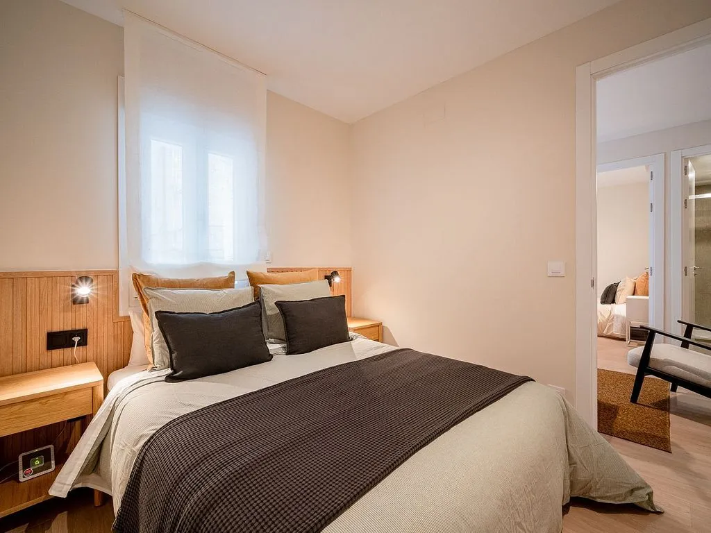 Magamistoad - 3-Bedroom Flat with Terrace in Retiro
