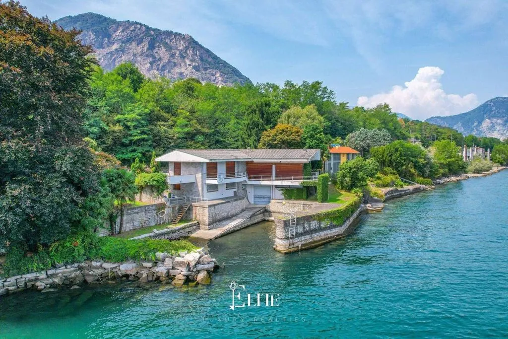 Välivaade - Waterfront Villa with Private Dock in Baveno