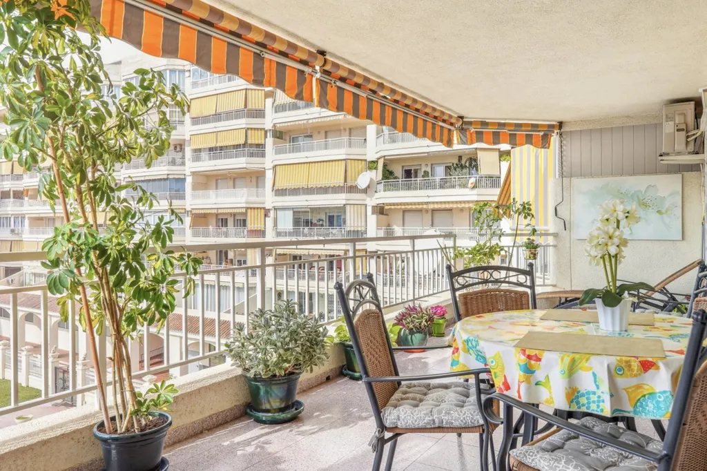 Balcon - Apartment with Pool and Balcony in Los Boliches
