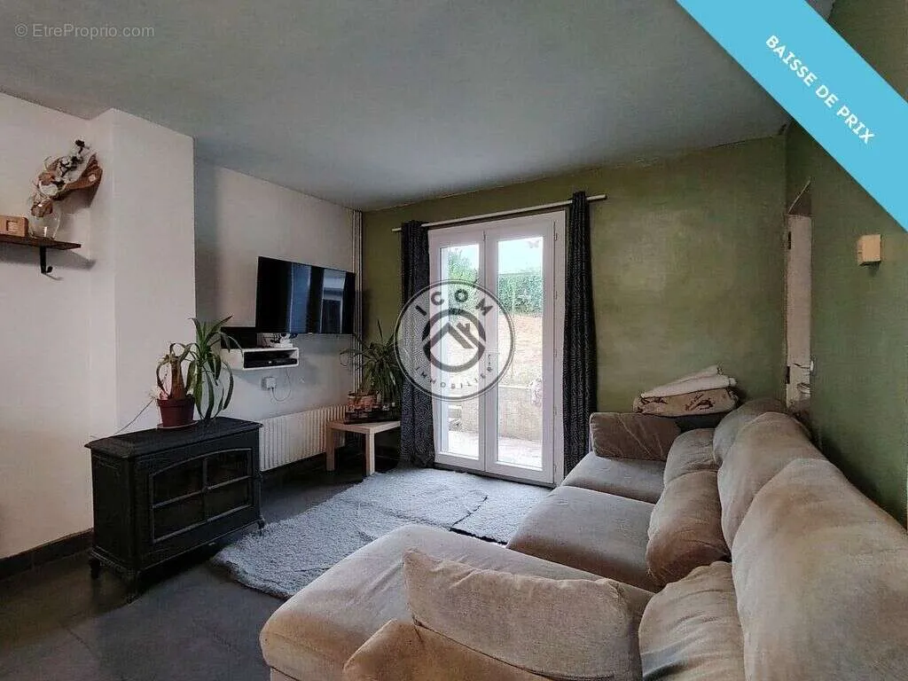 Séjour - Maison Semi-Individuelle avec Balcon à Cousolre