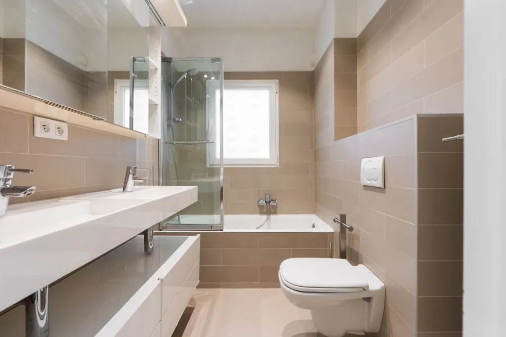 Salles de bain - Appartement Rénové avec Terrasse à Uccle