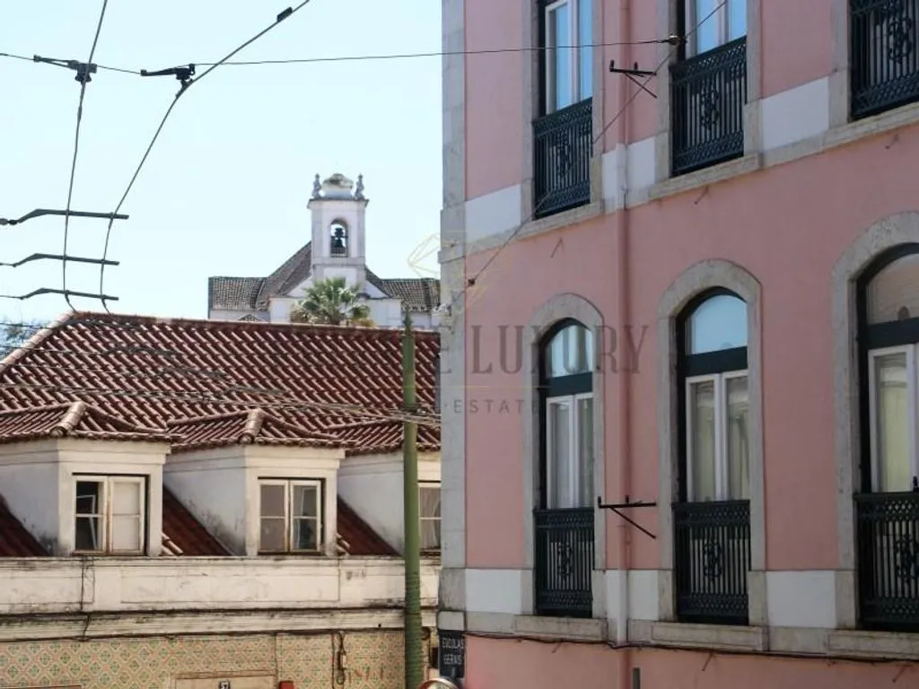 Välivaade - Luxury Apartment with Waterfront View in Alfama