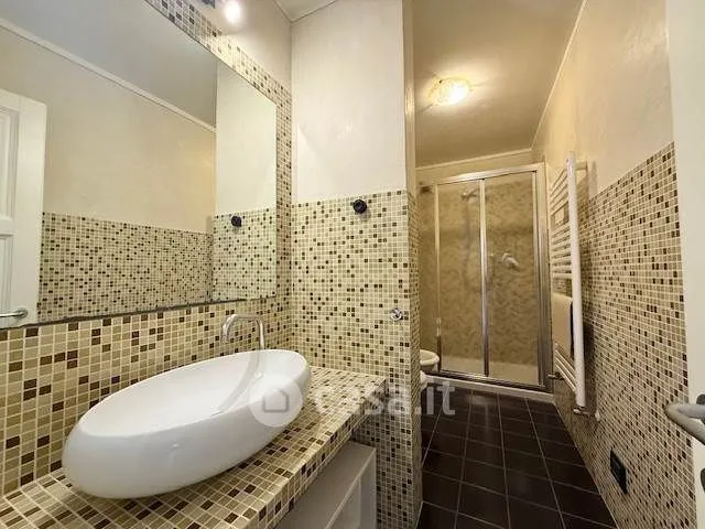 Bagni - Spacious Flat with Balcony in Florence