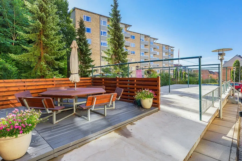 Terrasse - Spacious 4-Room Apartment in Randers C