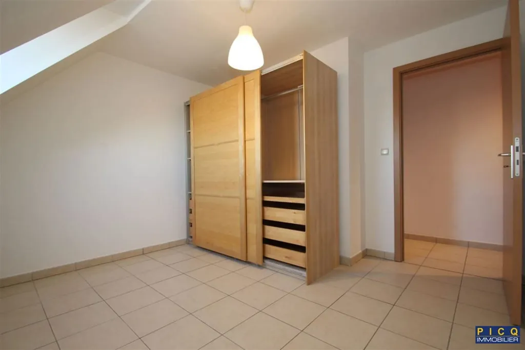 Pièces - Appartement Duplex Récemment Construit avec Ascenseur