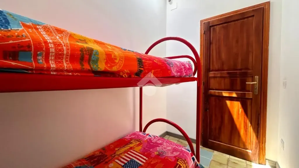 Magamistoad - First Floor Apartment with Terrace in Scalea