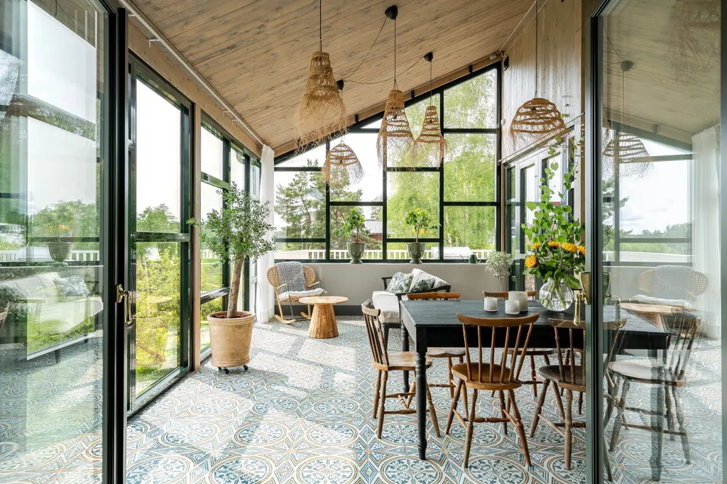 Söögituba - Modern Farmhouse with Pool near Norrköping