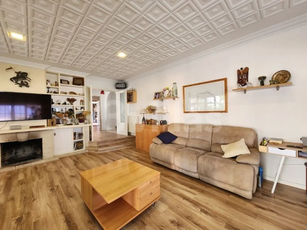 Elutuba - Chalet with Pool in Es Castell, Mallorca