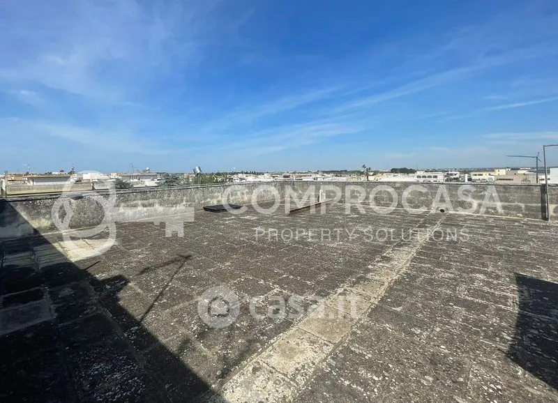 Terrace - Triplex Apartment with Balcony in Galatone