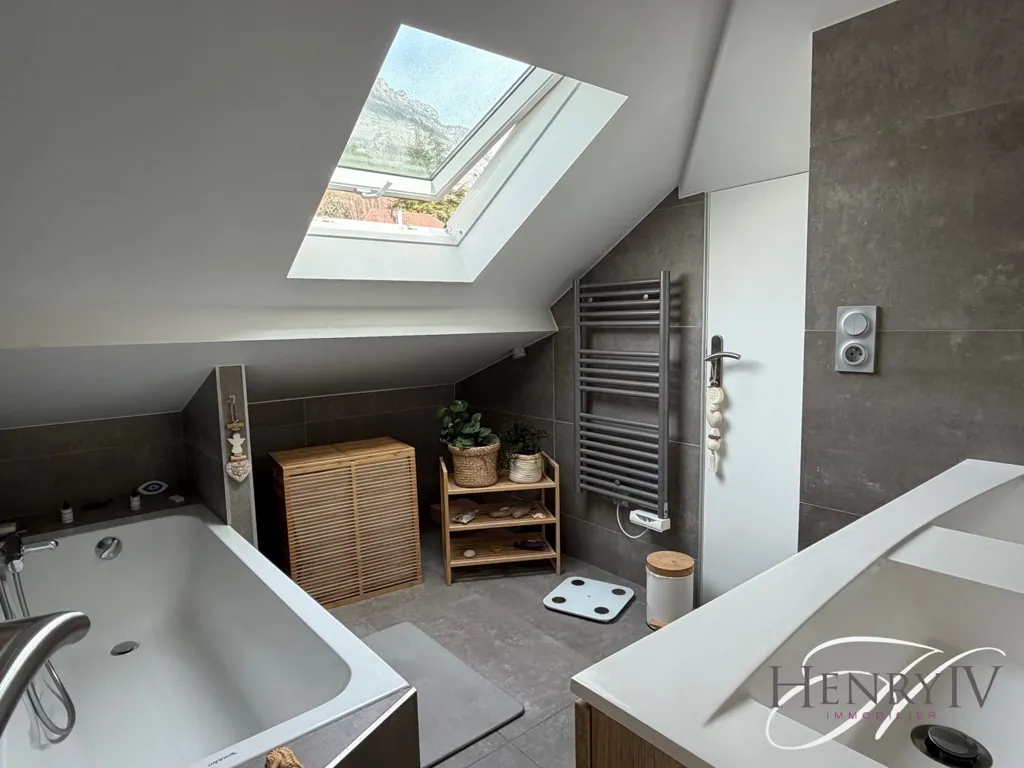Salles de bain - Appartement avec Vue sur Belledonne à Corenc
