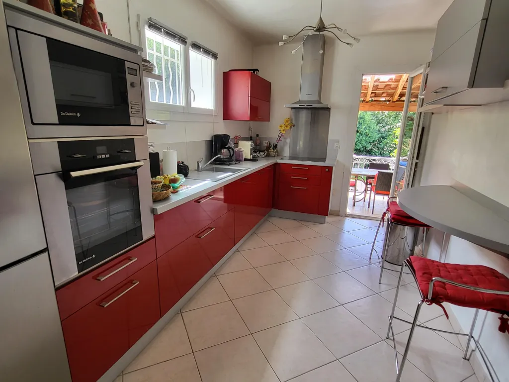 Köök - Luxury Villa with Mountain View in Toulon