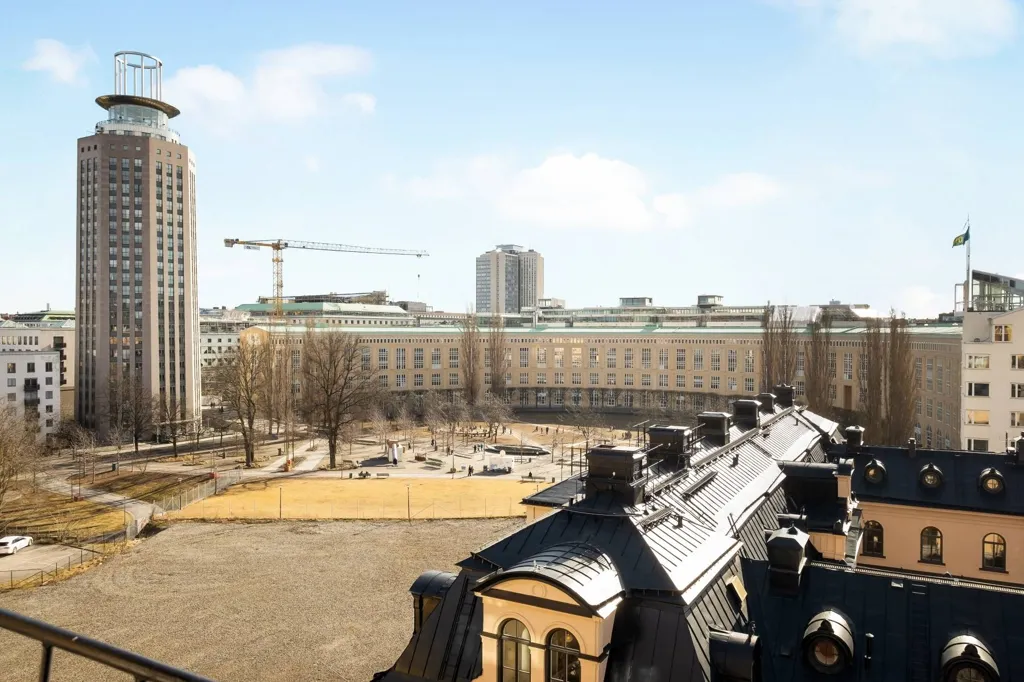 Balcone - Loft Apartment with South Balcony in Södermalm